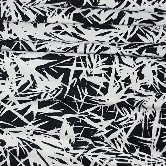 Lane Bryant halter top - Picture 4 of 8